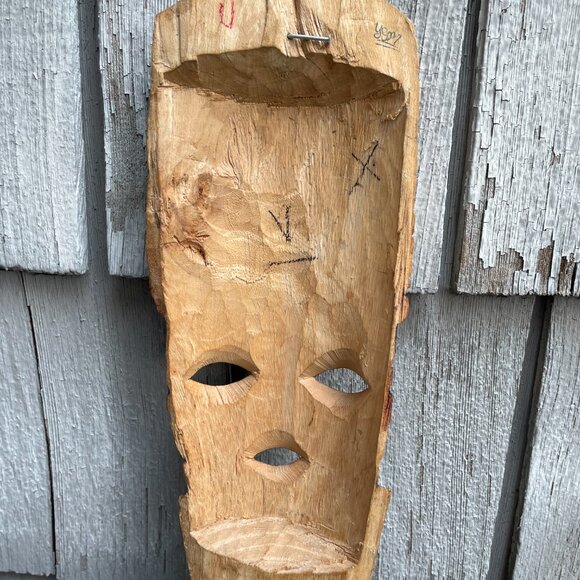 Tiki Decorative Tribal Face Mask Hand Carved Wooden - Picture 3 of 4